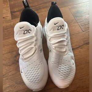 New white Nike air 270. Size 8.5